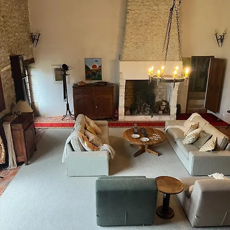 ホームステイ Saint-pierre-sur-dronne