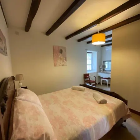 Saint-pierre-sur-dronne * Villetoureix
